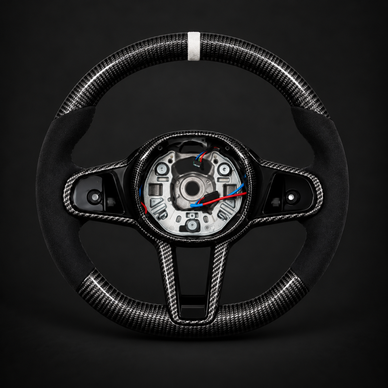 Round custom steering wheel